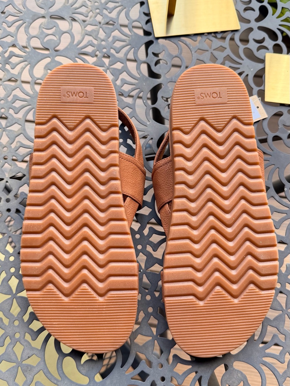 SOLD *** Tom’s Marin Strap Sandal - Vegan Nubuck - NWT - Women’s 9 EU 40 - Picture 6 of 9